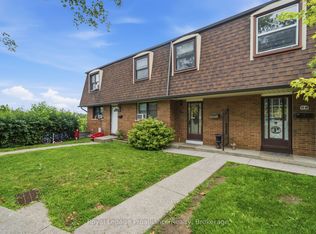 11 Prince Of Wales Dr #H, Belleville, ON K8P 2T5
