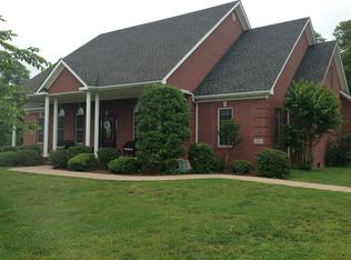 942 Hunters Pointe Ln, Bowling Green, KY 42104