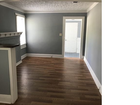 2nd image of 1224 W 23rd St