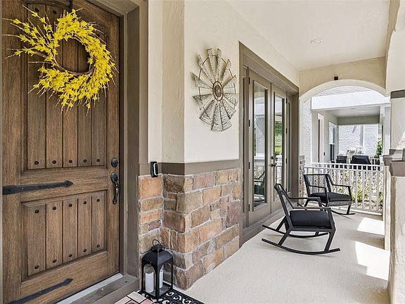 2nd image of 9354 Meadow Hunt Way
