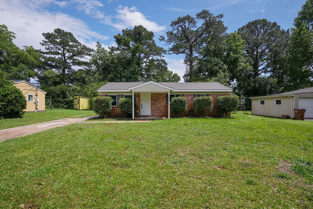 Building Photo - 105 Ramsey Dr