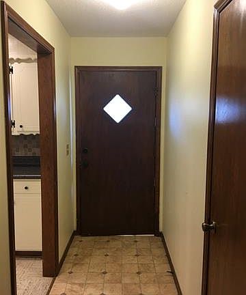 2nd image of 1014 N Brookwood Dr