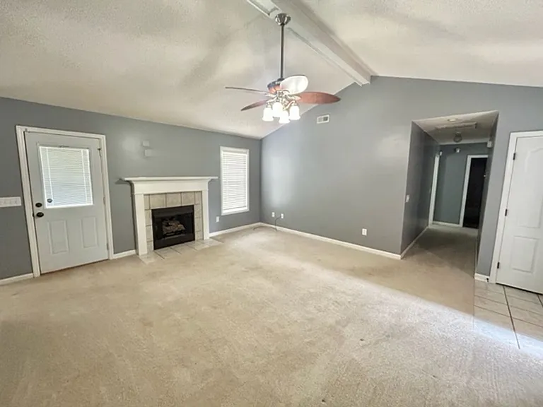 4429 Maysville Rd — Photo 5