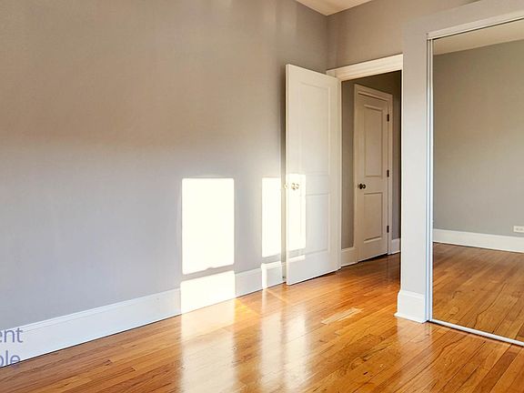 4th image of 1701.5 W Albion Ave #3N