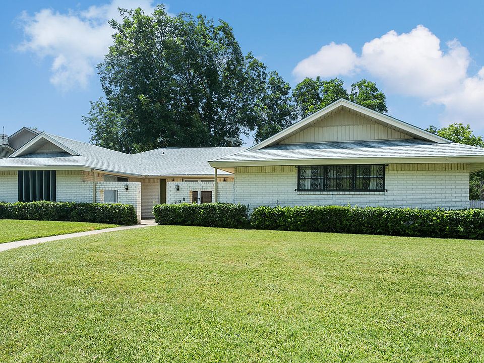 1st image of 5708 Lake Haven Dr