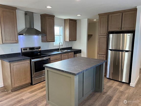 2nd image of 5729 113th Avenue E #80