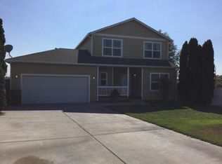 2077 NW Eucalyptus Dr, Hermiston, OR 97838