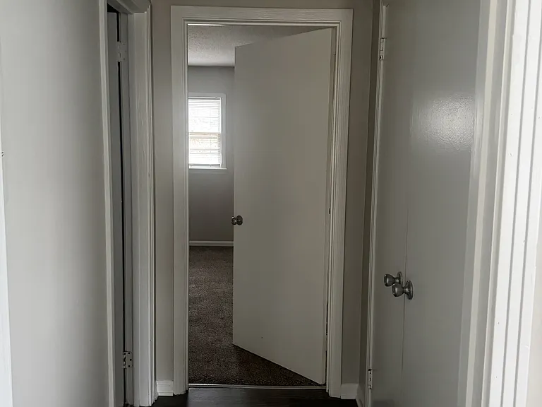 724 Kendrick St #1 — Photo 4