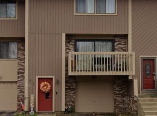 3121 Laurel Ridge Cir, Bridgeville, PA 15017