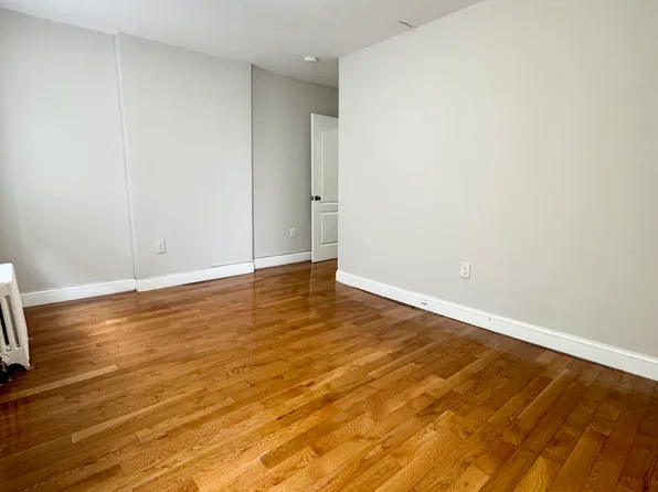 301 71st Street image 4 of 7