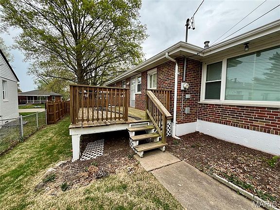 4th image of 8911 Blackpool Dr