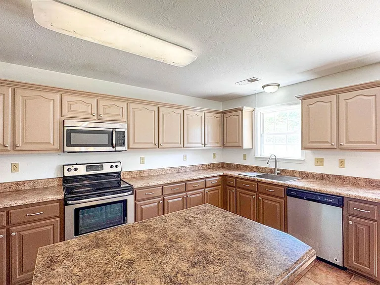 82 Wilkinsville Rd — Photo 16