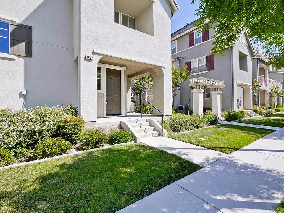1st image of 1077 Rock Ave