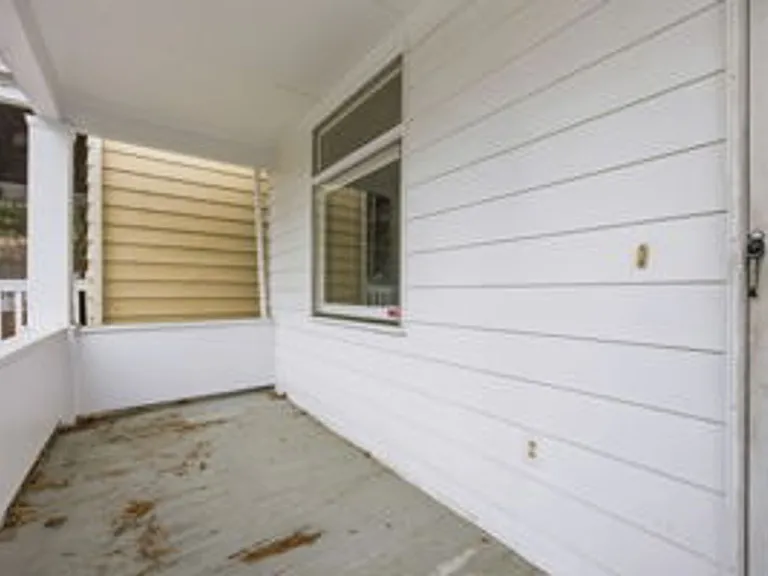 312 Midland Ave — Photo 9