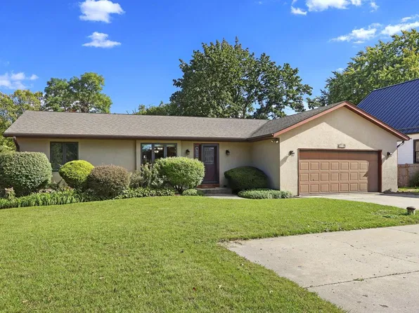3119 S Browns Lake DRIVE, Burlington, WI 53105