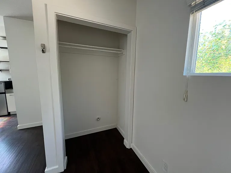3349 Isabel Dr — Photo 8