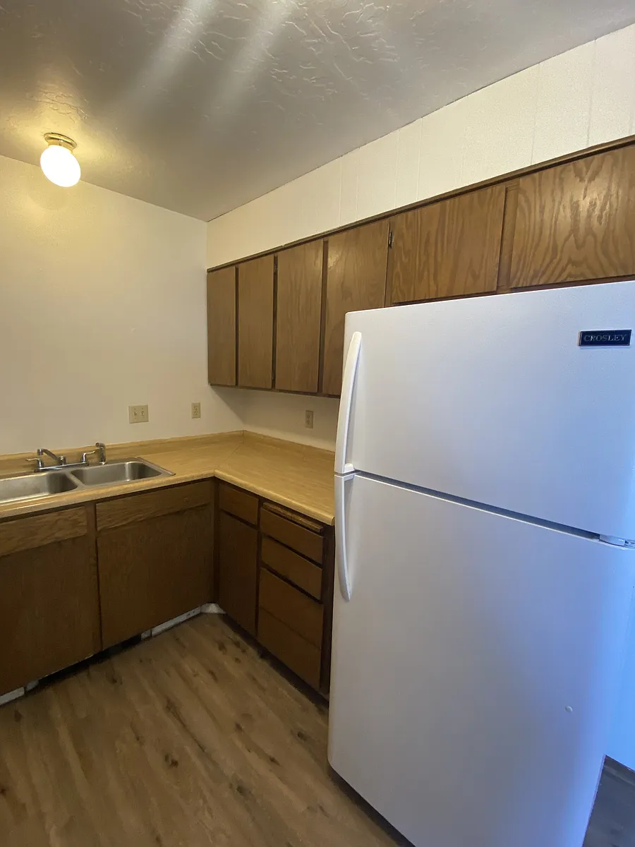 Building Photo - 306 Columbine Ave #4
