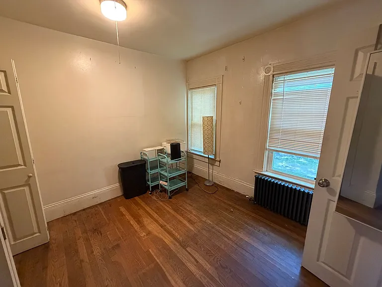 1 Bodfish Ave — Photo 9