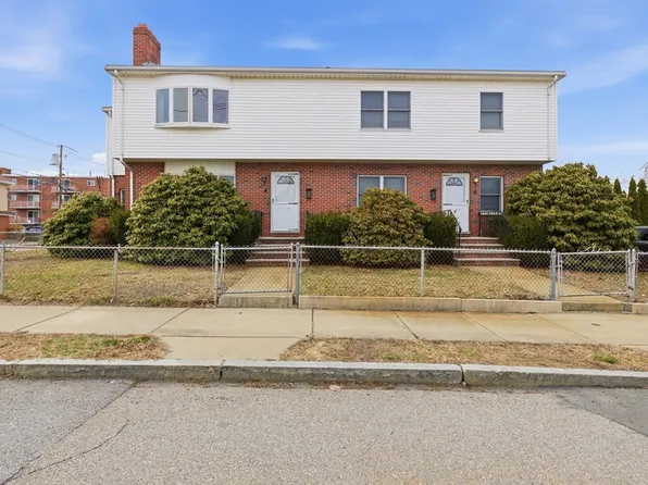 4-6 Jensen Rd, Watertown, MA 02472