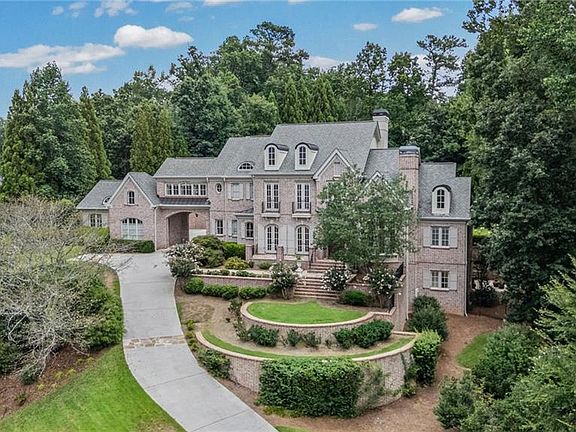 5th image of 5495 Claire Rose Ln