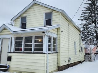 61 Delmar St, Rochester, NY 14606