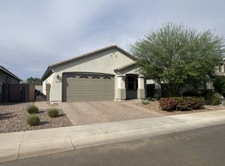 2873 W New River Dr, San Tan Valley, AZ 85142