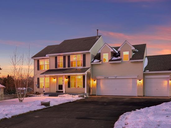 13710 Fair Oak Ct, Apple Valley, MN 55124