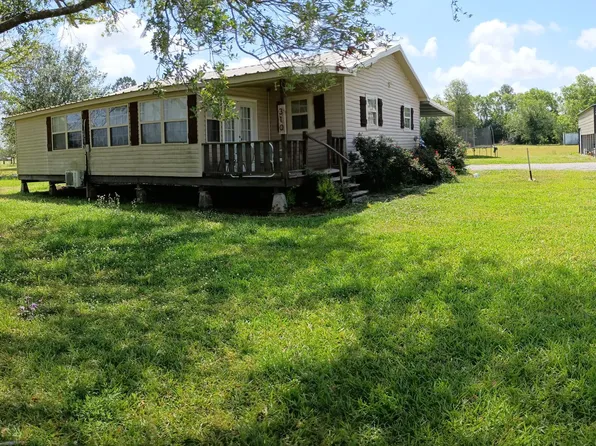 310 Anicet Tauzin Rd, Arnaudville, LA 70512