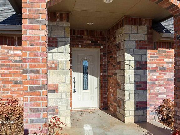 2nd image of 1107 Hershel Dr