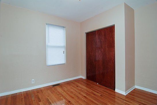 3 Bedrooms Per Apartment