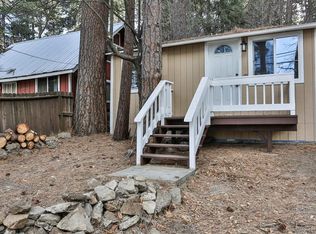 22927 Waters Dr, Crestline, CA 92325