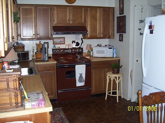 4th image of 340 Harlan Sq