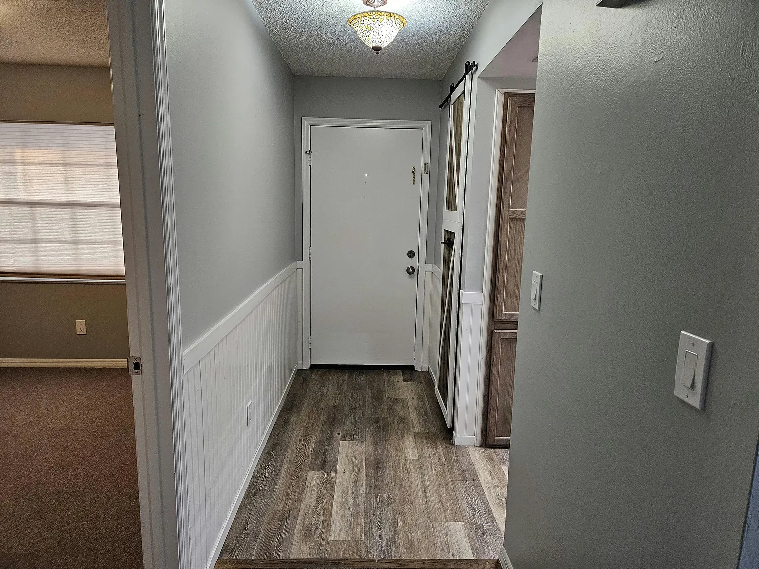 2 bed, 1.0 bath, 960 sqft, $1,315 — Photo 3