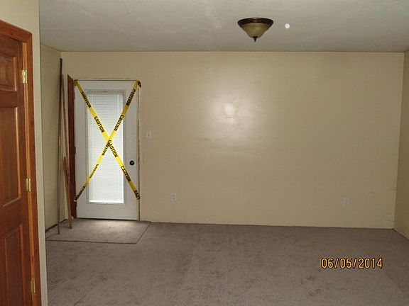 5th image of 821 Yale Ave