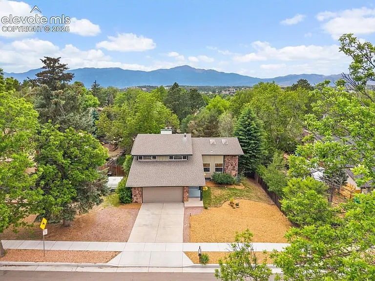 3076 Oro Blanco Dr — Photo 1