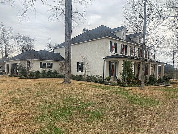 3rd image of 1442 Suwannee Ln
