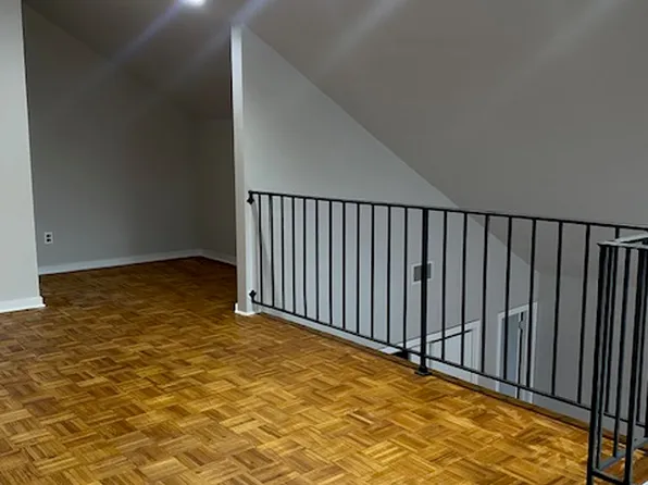 233 Myrtle Avenue image 23 of 34