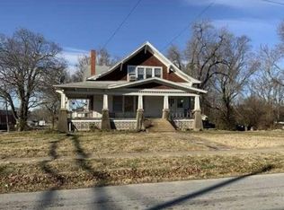 115 N Locust St, Buffalo, MO 65622