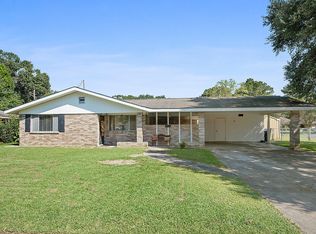 1222 E Rome St, Gonzales, LA 70737