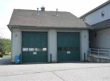 2nd image of 310 Lowell St