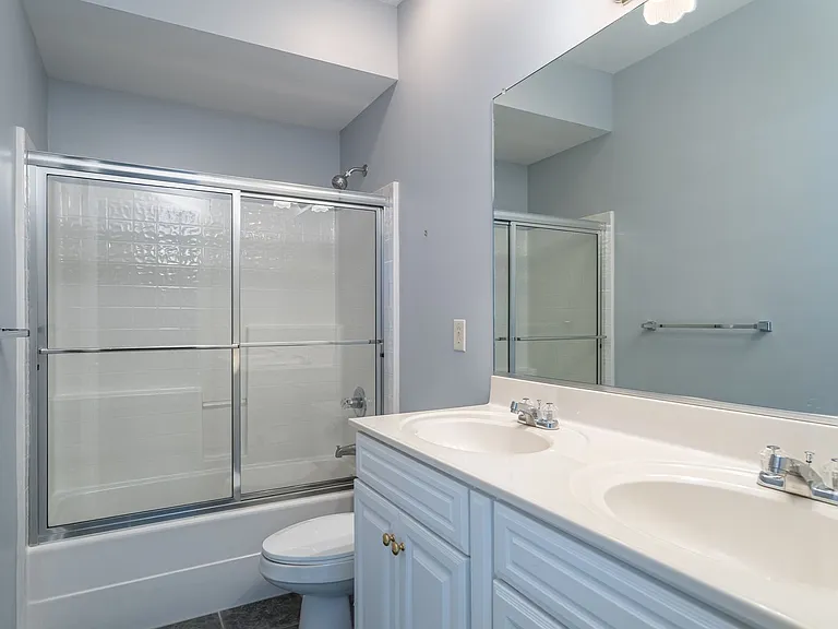 421 Suri Dr — Photo 29
