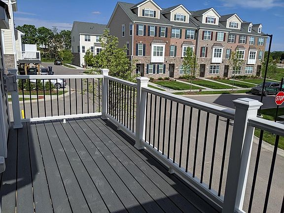 4th image of 2786 Ashcombe Dr