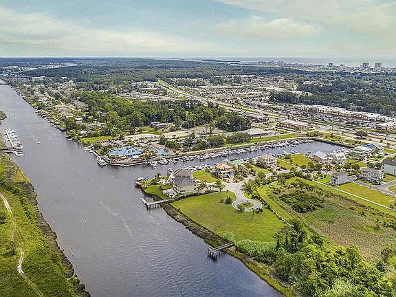 4th image of 1408 Marina Bay Dr