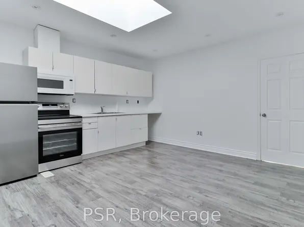 1364 Saint Clair Ave W, Toronto, ON