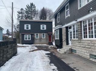 27-29 Cobbs Hill Dr #D, Rochester, NY 14610
