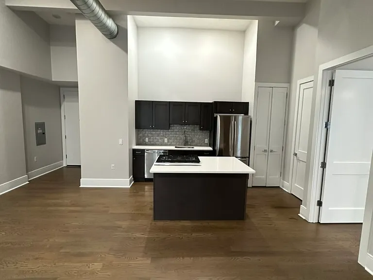 161 Main Street — Photo 2