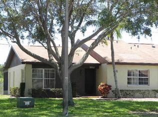 3832 Sailmaker Ln, Holiday, FL 34691