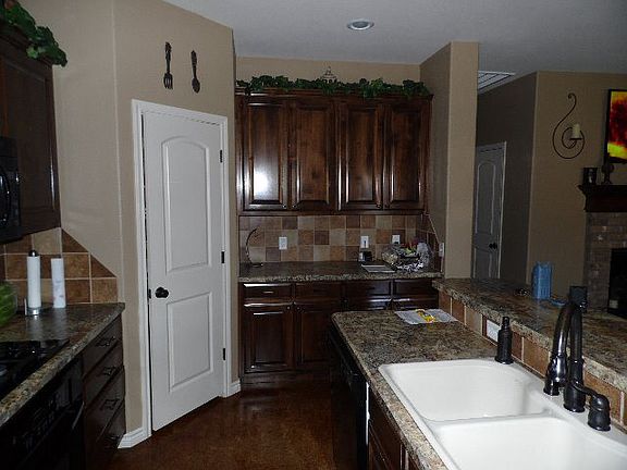 4th image of 5804 Pedernales Dr