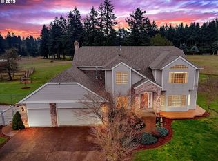15110 S Mitchell Ln, Oregon City, OR 97045