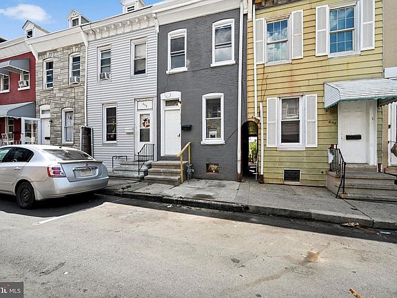 2nd image of 650 Mulberry St